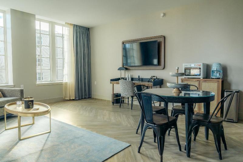 The Olive Ann Hotel image