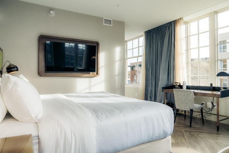The Olive Ann Hotel image