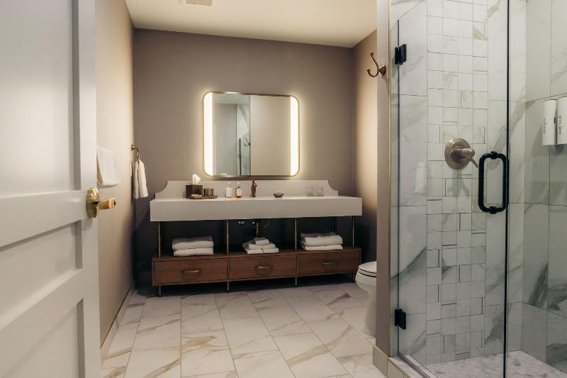 The Olive Ann Hotel image