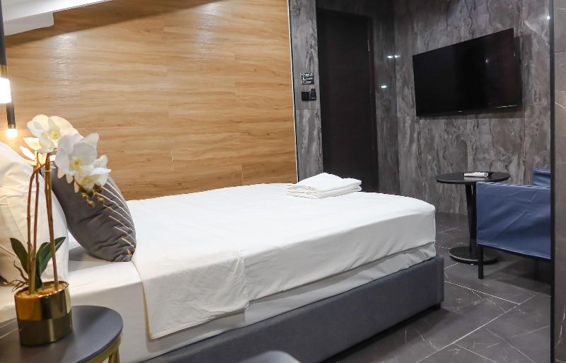 Recharge Residences image