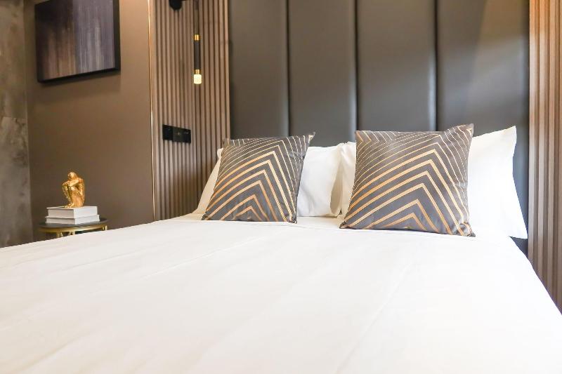 Recharge Residences image