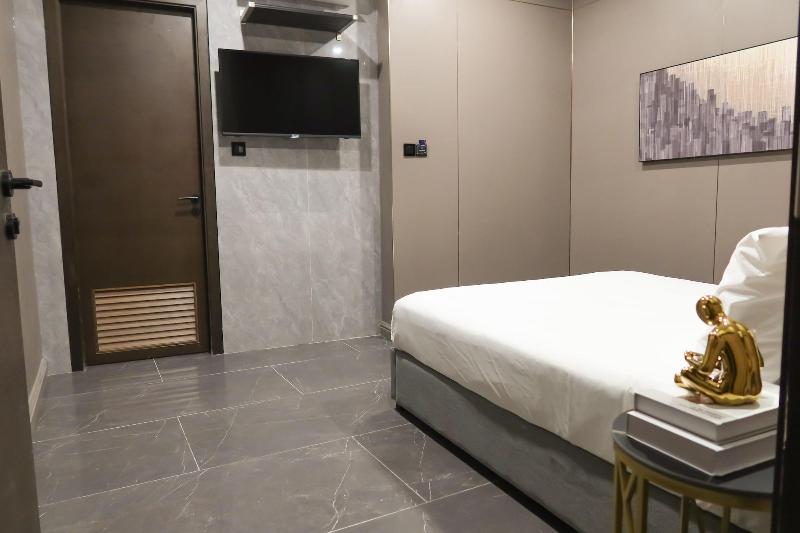 Recharge Residences image