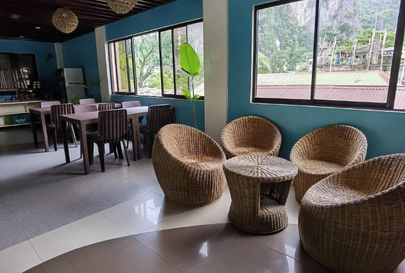 Amos Pili Tree Inn Powered By Cocotel image