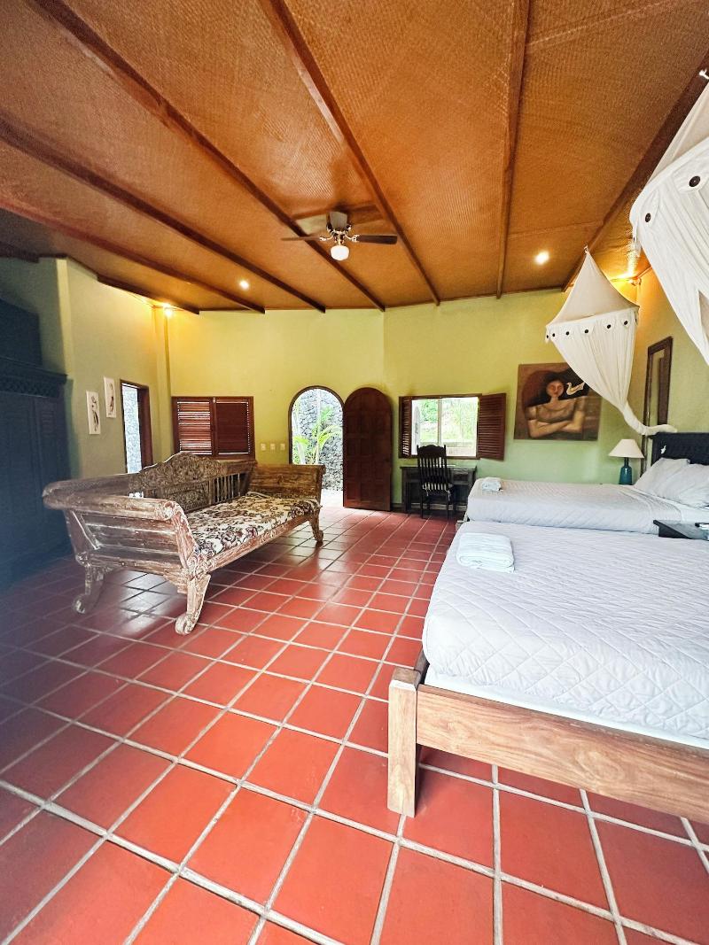 Casa Sunzal Boutique Hotel image