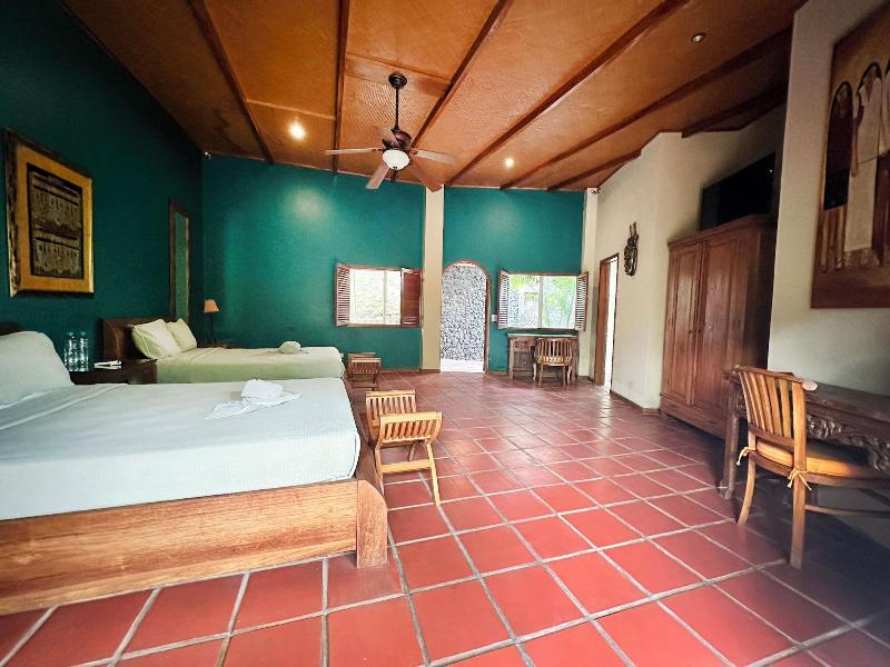 Casa Sunzal Boutique Hotel image