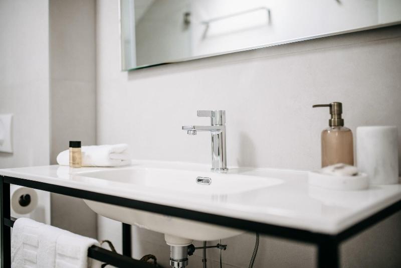 Kala Luxury Rooms By Duhomes image