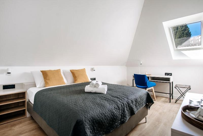 Kala Luxury Rooms By Duhomes image