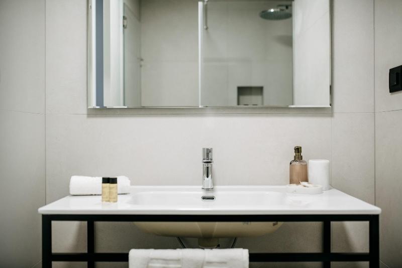 Kala Luxury Rooms By Duhomes image