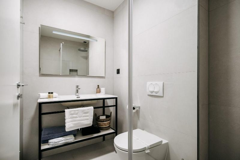 Kala Luxury Rooms By Duhomes image