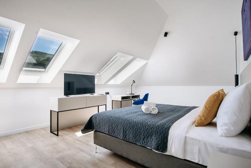 Kala Luxury Rooms By Duhomes image