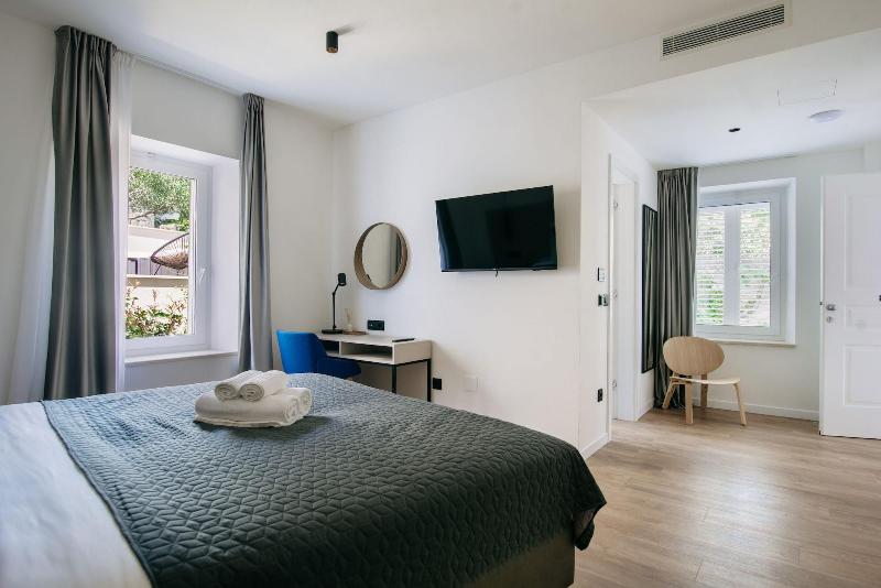 Kala Luxury Rooms By Duhomes image