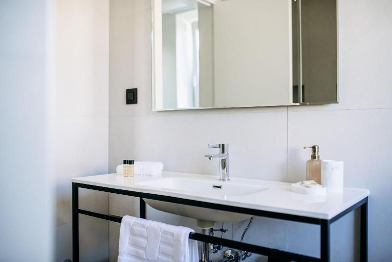 Kala Luxury Rooms By Duhomes image