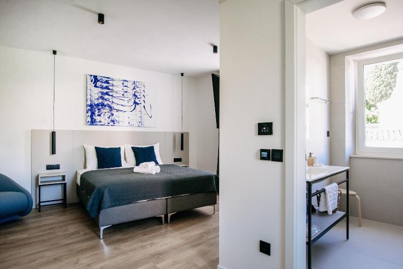 Kala Luxury Rooms By Duhomes image