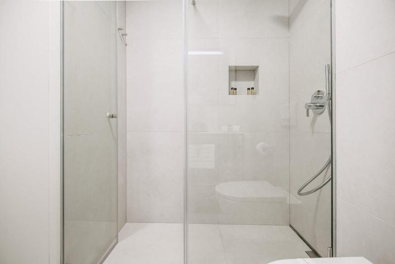 Kala Luxury Rooms By Duhomes image
