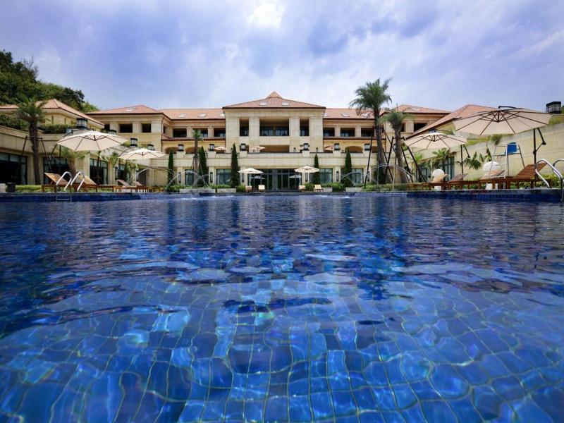 Rose Garden Resort image