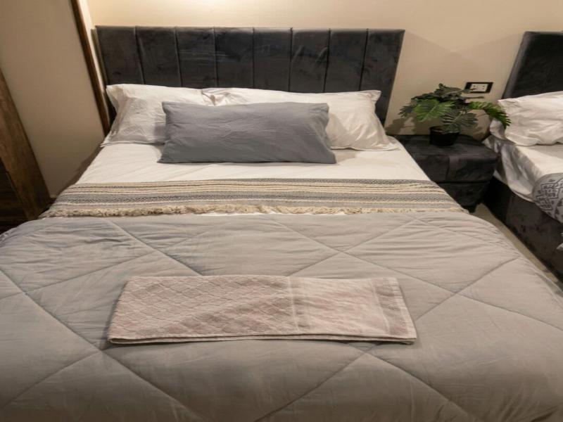 Pyramids Road Guest House image