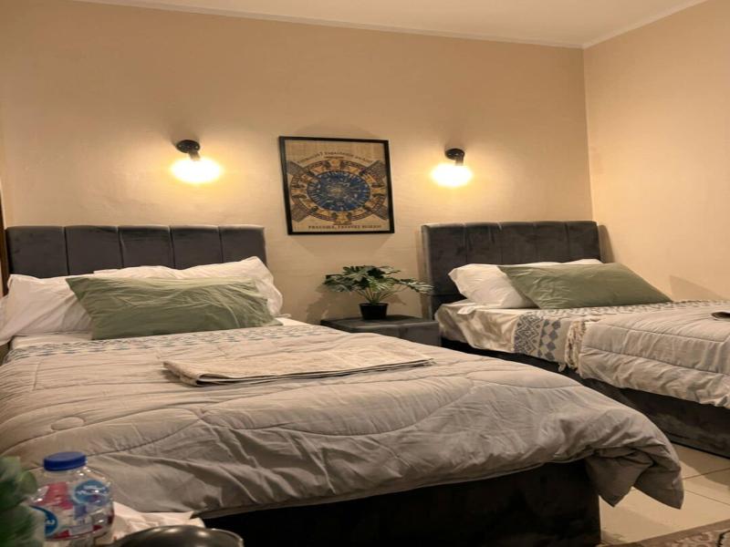 Pyramids Road Guest House image