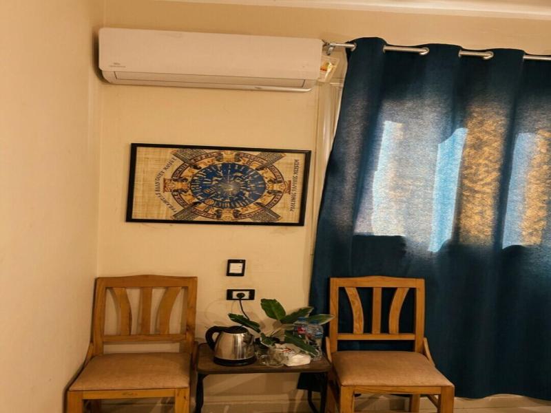 Pyramids Road Guest House image