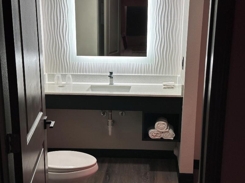 Imperial Suites image