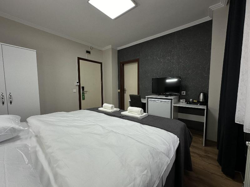 A Zdemir Inn Otel image