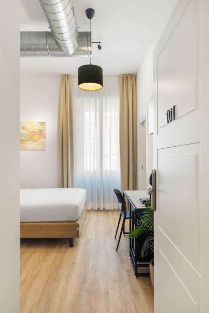 Adelante Rooms image
