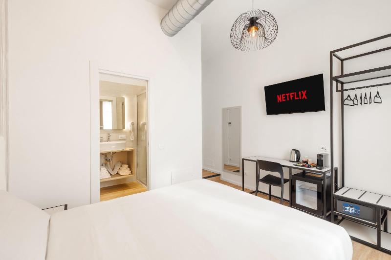 Adelante Rooms image