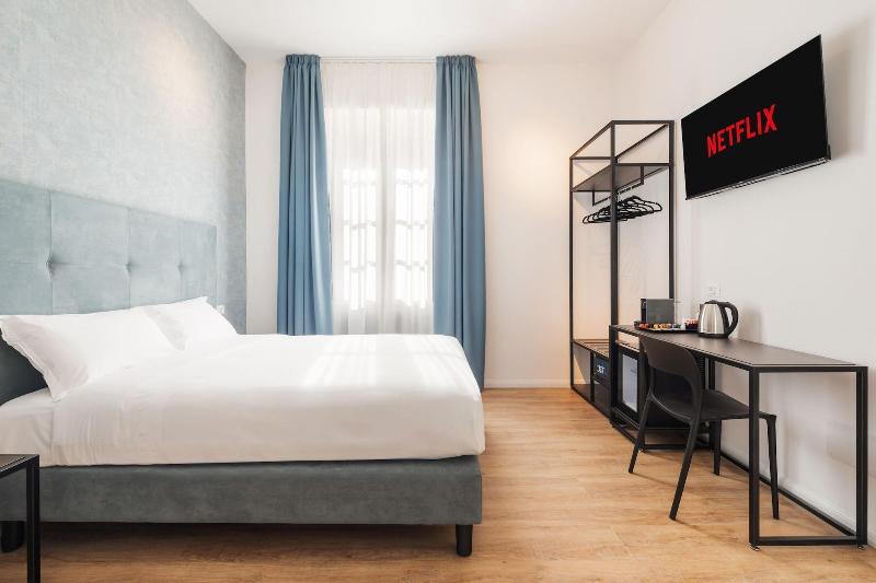 Adelante Rooms image