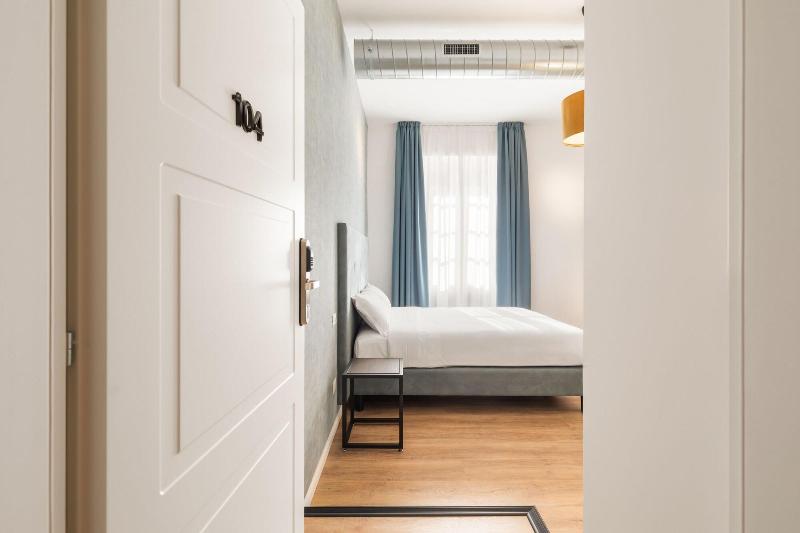 Adelante Rooms image