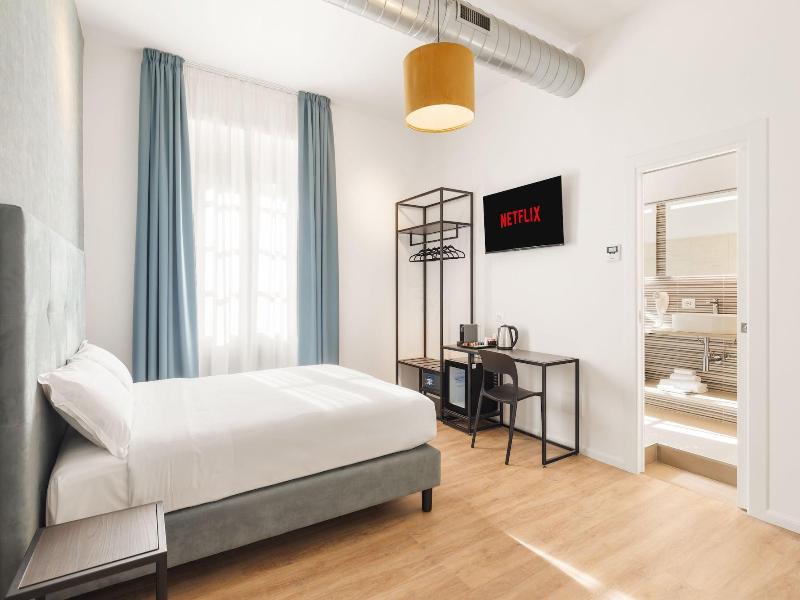 Adelante Rooms image