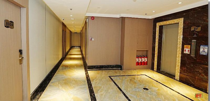 Pristinehotel image