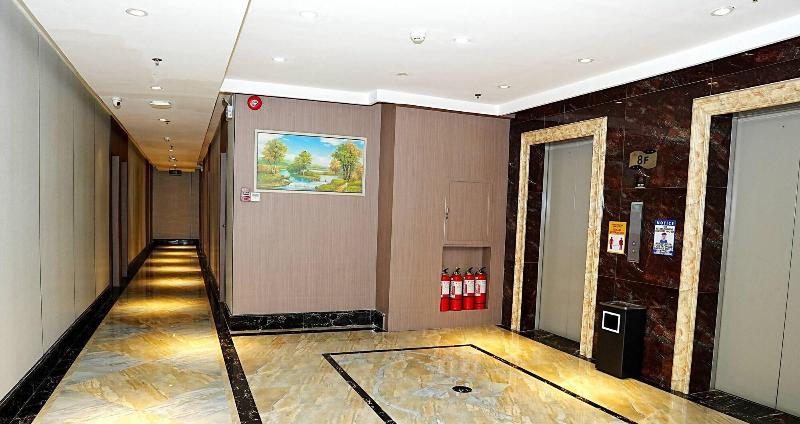 Pristinehotel image
