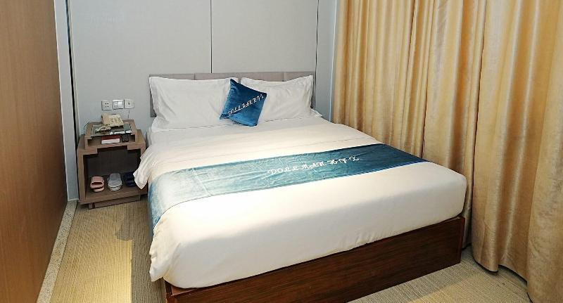 Pristinehotel image