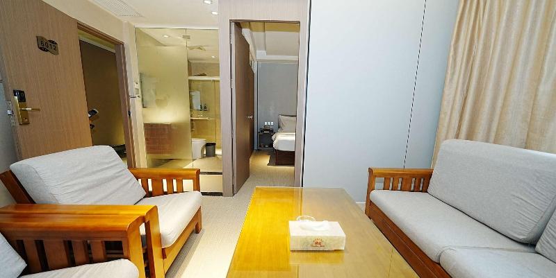 Pristinehotel image