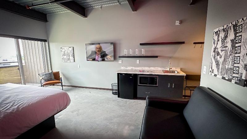 Brewhalla Hotel image