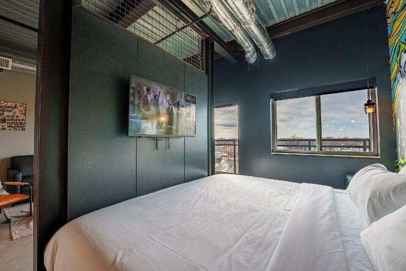 Brewhalla Hotel image