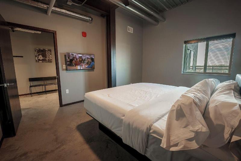Brewhalla Hotel image