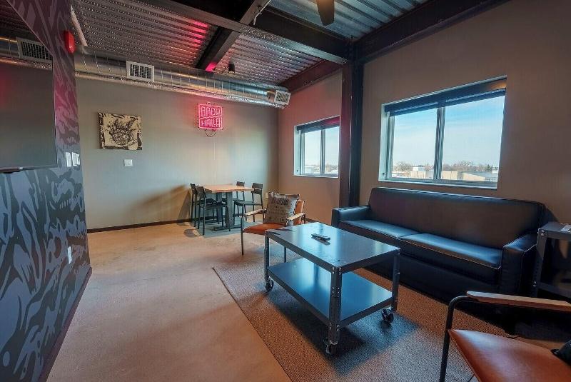 Brewhalla Hotel image