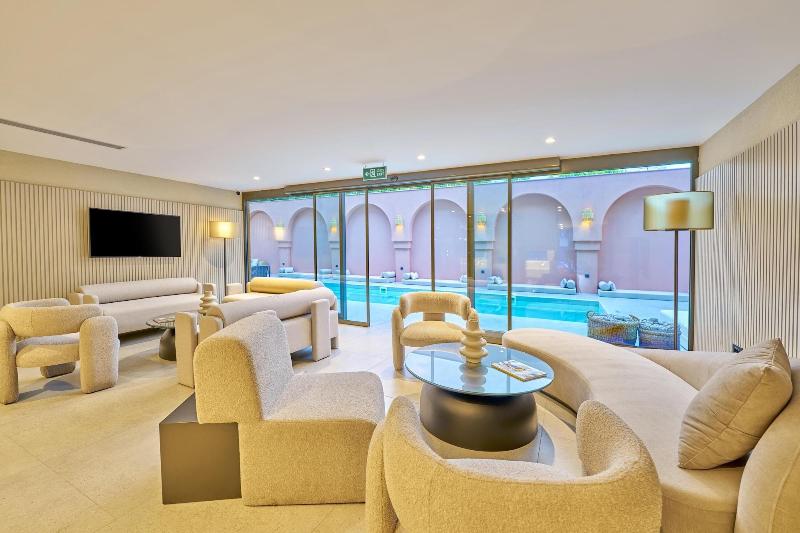La Maja Hotel image