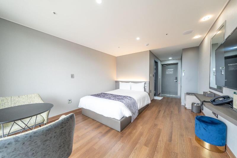Primula Hotel image