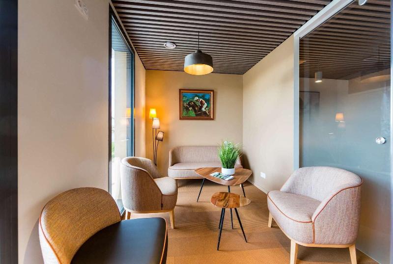 Brit Hotel Hotel De L Hippodrome image