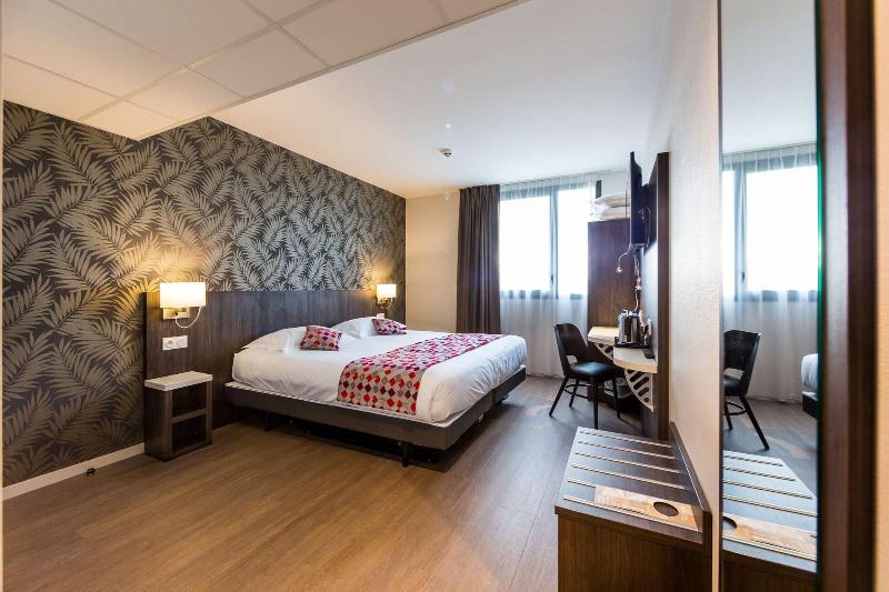 Brit Hotel Hotel De L Hippodrome image