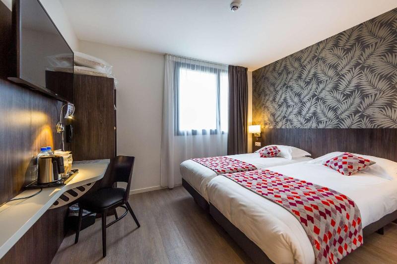 Brit Hotel Hotel De L Hippodrome image