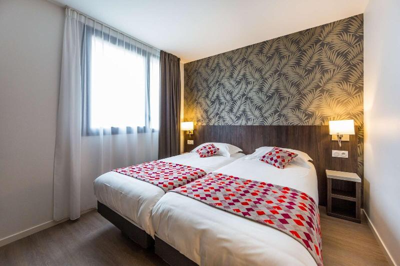 Brit Hotel Hotel De L Hippodrome image