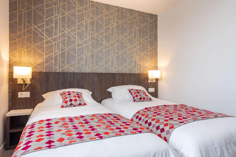 Brit Hotel Hotel De L Hippodrome image
