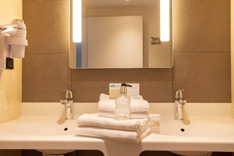 Brit Hotel Hotel De L Hippodrome image