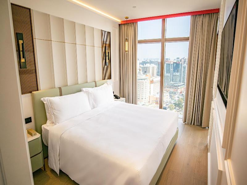Yoho Treasure Island Hotel image