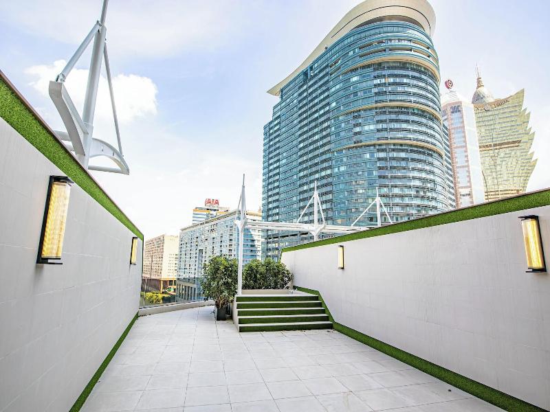 Yoho Treasure Island Hotel image