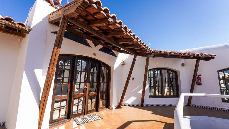 El Pacha Suites Sharm Sanafir Hotel image