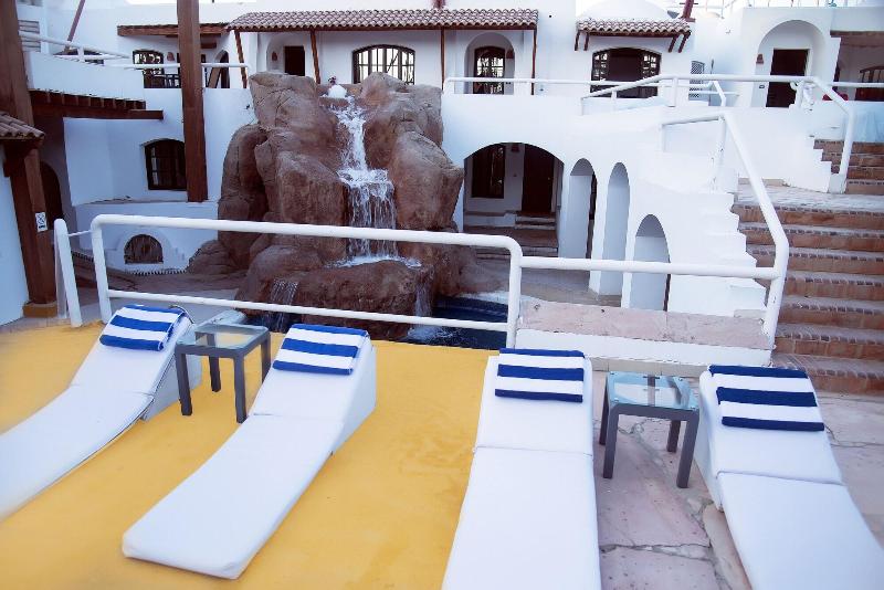 El Pacha Suites Sharm Sanafir Hotel image