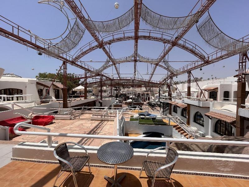 El Pacha Suites Sharm Sanafir Hotel image